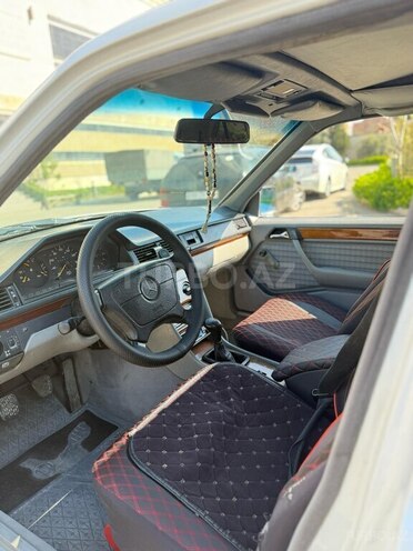 Mercedes E 200 d 1992, 340,000 km - 2.0 л - Bakı