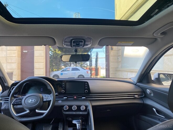 Hyundai Elantra 2024, 21,000 km - 1.6 л - Bakı