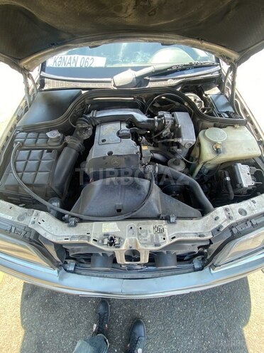 Mercedes C 220 1995, 414,000 km - 2.2 л - Bakı