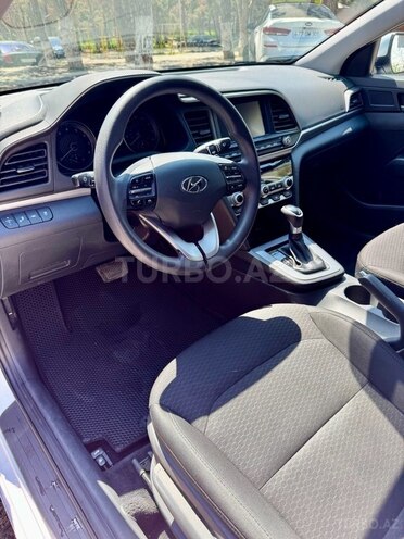 Hyundai Elantra 2019, 100,000 km - 2.0 л - Bakı