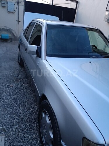 Mercedes E 220 1994, 500,000 km - 2.2 l - Bakı