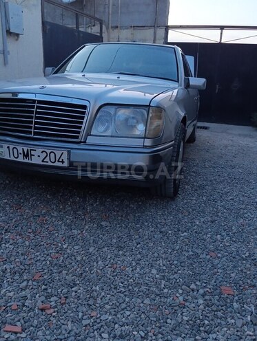 Mercedes E 220 1994, 500,000 km - 2.2 l - Bakı