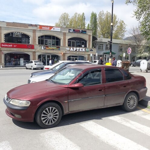 Opel Vectra 1996, 357,000 km - 2.0 l - Qəbələ