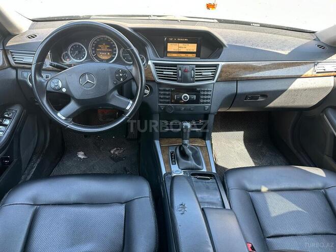 Mercedes E 220 d 2011, 406,000 km - 2.2 l - Bakı