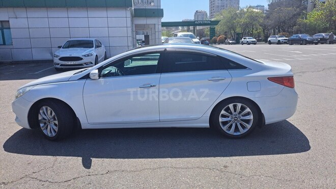 Hyundai Sonata-7