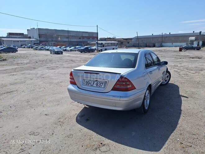 Mercedes C 240 2000, 530,000 km - 2.6 l - Bakı