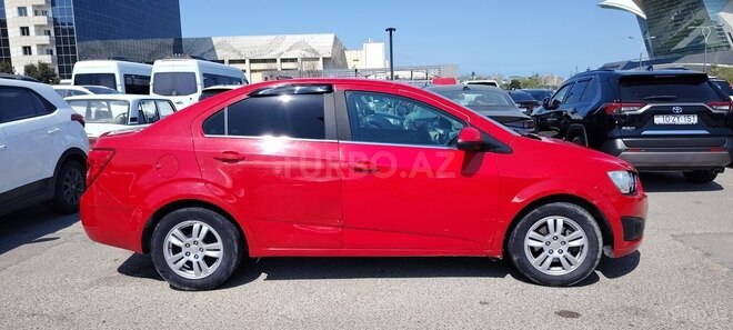 Chevrolet Aveo-2