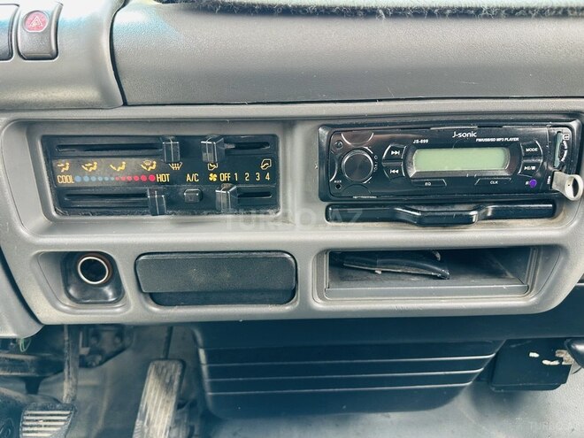 Isuzu NKR 55 L 2008, 300,000 km - 2.8 л - Naxçıvan