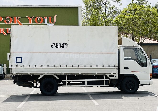 Isuzu NKR 55 L 2008, 300,000 km - 2.8 л - Naxçıvan