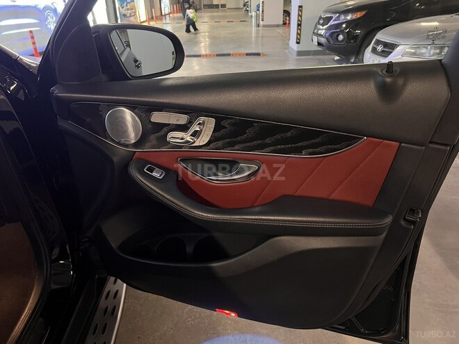 Mercedes  2018, 61,000 km - 2.0 l - Bakı