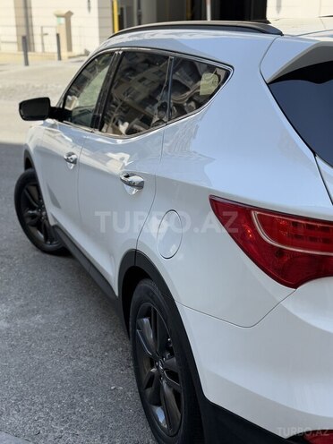Hyundai Santa Fe-8