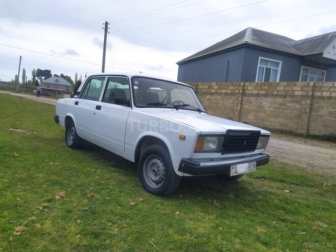LADA (VAZ) 2107 1998, 95,000 km - 1.6 l - Şabran