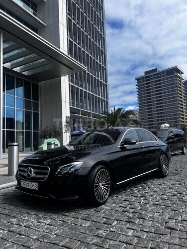 Mercedes E 220 d 2017, 185,704 km - 2.0 l - Bakı