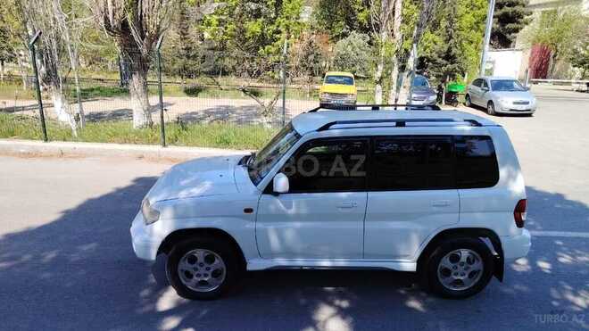 Mitsubishi Pajero io 1999, 121,000 km - 2.0 l - Bakı
