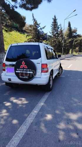 Mitsubishi Pajero io 1999, 121,000 km - 2.0 l - Bakı