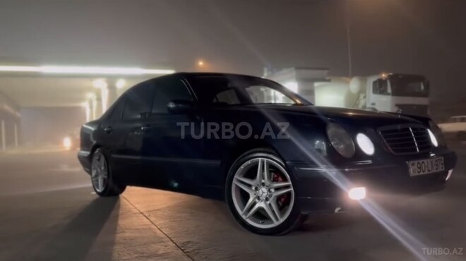 Mercedes E 240 2000, 350,000 km - 2.4 l - Bakı