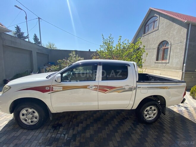 Toyota Hilux 2011, 454,768 km - 2.5 l - Bakı