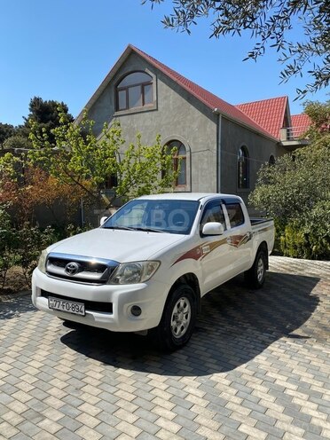 Toyota Hilux 2011, 454,768 km - 2.5 l - Bakı