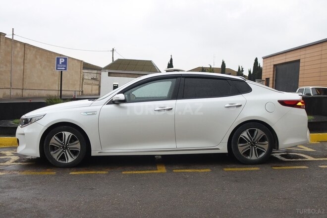 Kia K5-6
