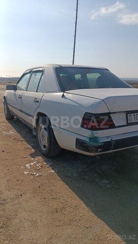 Mercedes E 230 1990, 350,000 km - 2.3 l - Bakı