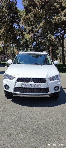 Mitsubishi Outlander 2010, 227,000 km - 3.0 l - Bakı
