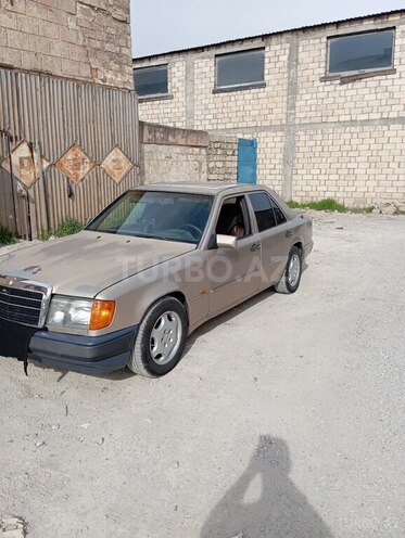Mercedes E 220 1992, 500,000 km - 2.2 l - Bakı