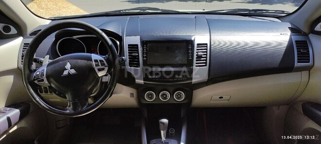 Mitsubishi Outlander 2010, 227,000 km - 3.0 l - Bakı