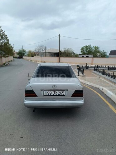 Mercedes E 250 1993, 350,000 km - 2.5 l - Naxçıvan