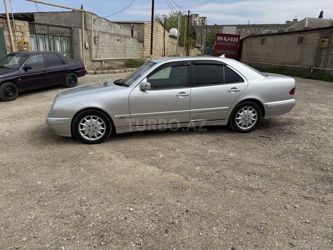 Mercedes E 220 d 2001, 283,000 km - 2.2 l - Bakı