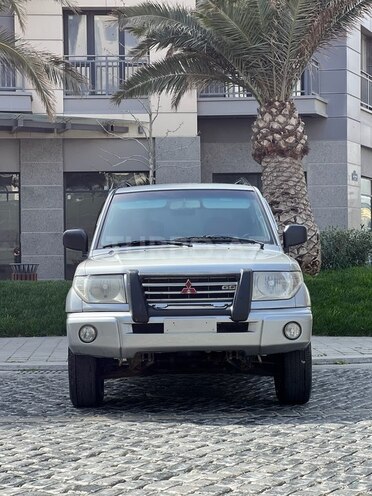 Mitsubishi Pajero io 1999, 232,207 km - 1.8 л - Bakı