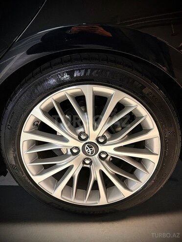 Toyota Camry 2019, 180,000 km - 2.5 l - Bakı