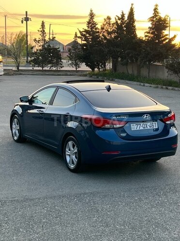Hyundai Elantra 2015, 115,900 km - 1.8 l - Bakı