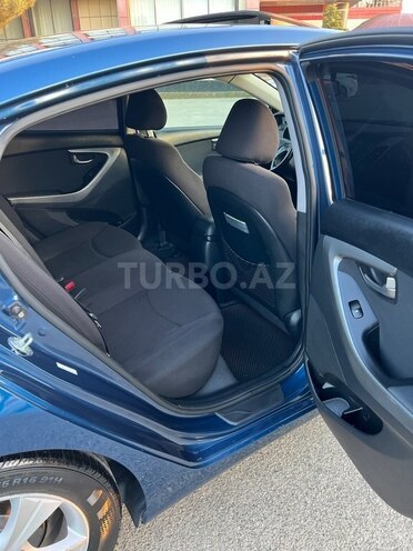 Hyundai Elantra 2015, 115,900 km - 1.8 l - Bakı