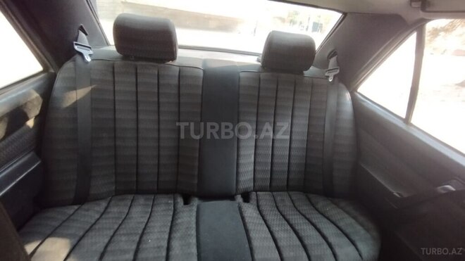 Mercedes 190 1990, 250,000 km - 1.8 l - Mingəçevir