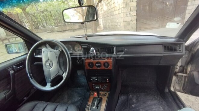 Mercedes 190 1990, 250,000 km - 1.8 l - Mingəçevir
