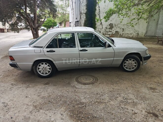 Mercedes 190 1990, 250,000 km - 1.8 l - Mingəçevir