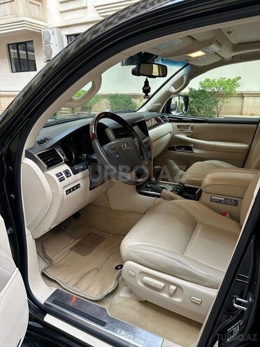 Lexus LX 570 2013, 132,000 km - 5.7 л - Bakı