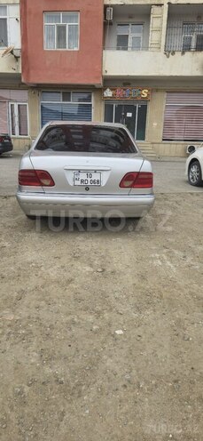 Mercedes E 240 1998, 500,005 km - 2.4 l - Bakı