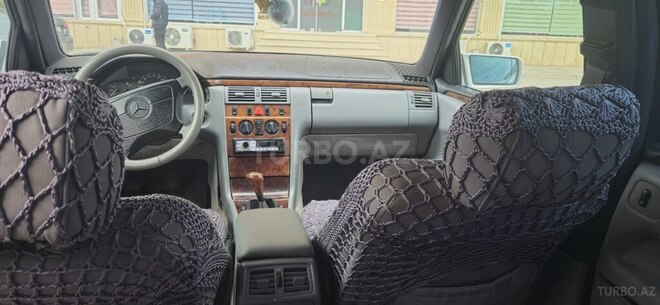 Mercedes E 240 1998, 500,005 km - 2.4 l - Bakı