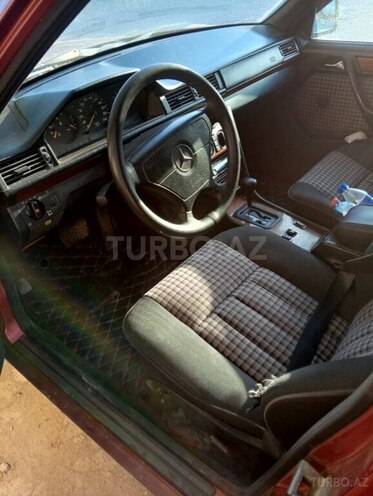 Mercedes E 200 1994, 396,751 km - 2.0 l - Bakı