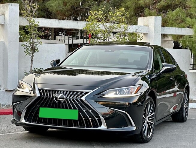 Lexus ES 300h-1
