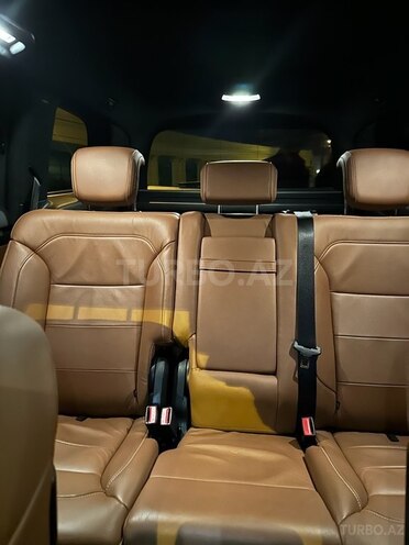Mercedes GLS 400 4MATIC 2018, 58,000 km - 3.0 l - Bakı