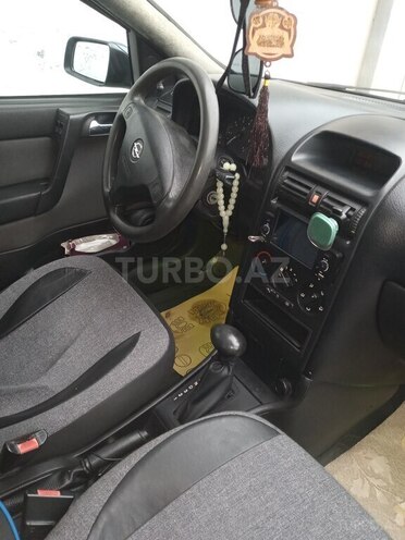 Opel Astra 2002, 233,000 km - 1.6 l - Bakı