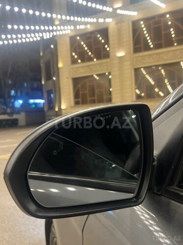 Hyundai Elantra 2018, 105,845 km - 2.0 л - Bakı