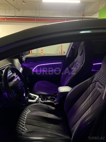 Hyundai Elantra 2018, 105,845 km - 2.0 л - Bakı