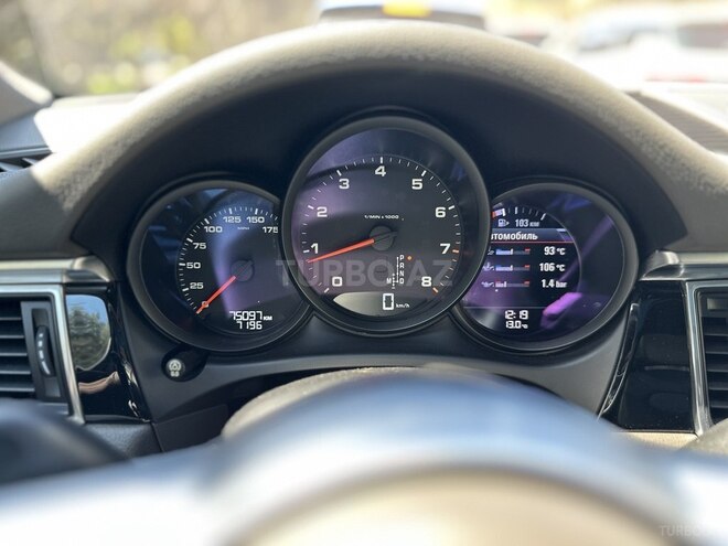 Porsche Macan 2018, 75,000 km - 2.0 л - Bakı