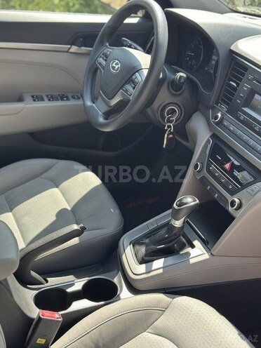 Hyundai Elantra 2017, 111,000 km - 2.0 l - Bakı