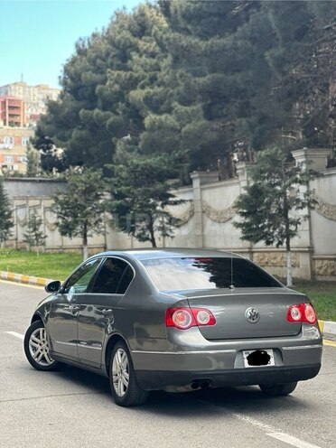 Volkswagen Passat 2007, 196,410 km - 2.0 l - Bakı