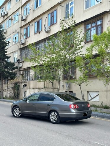 Volkswagen Passat 2007, 196,410 km - 2.0 l - Bakı