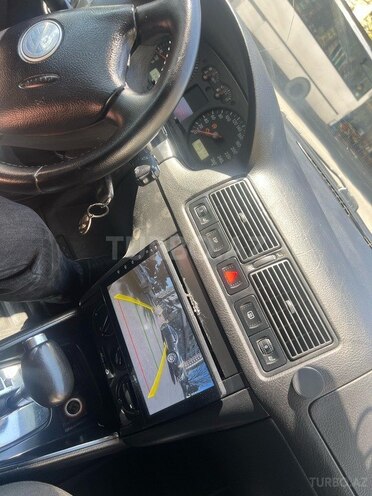 Volkswagen Golf 2003, 365,740 km - 1.6 l - Bakı